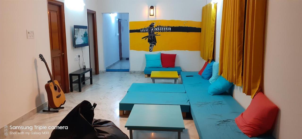 The Hood Hostel Bangalore Esterno foto